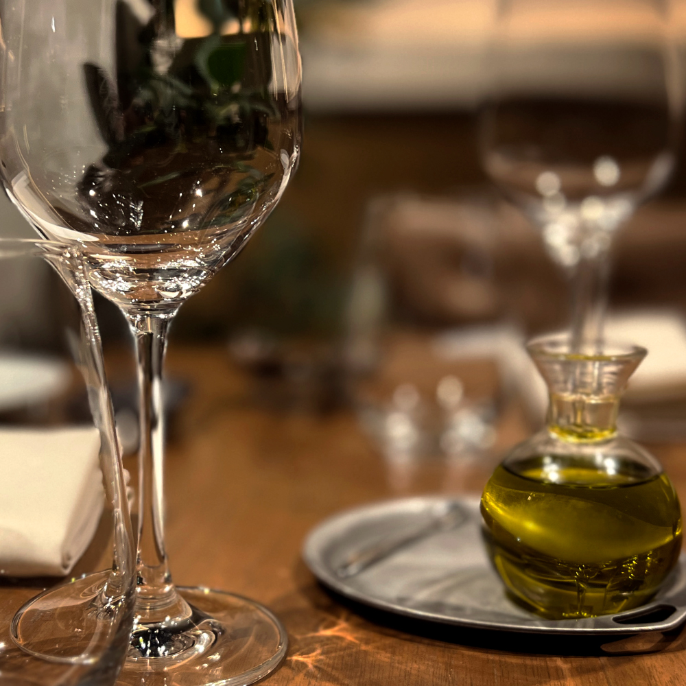 オリーブオイルとパン